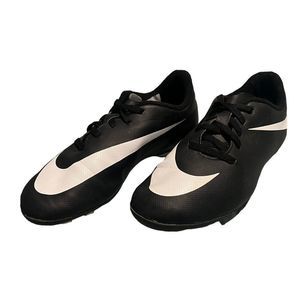 NIKE Junior Bravata Firm-Ground Soccer Cleat Shoe Black/White Youth Size 1.5 Y
